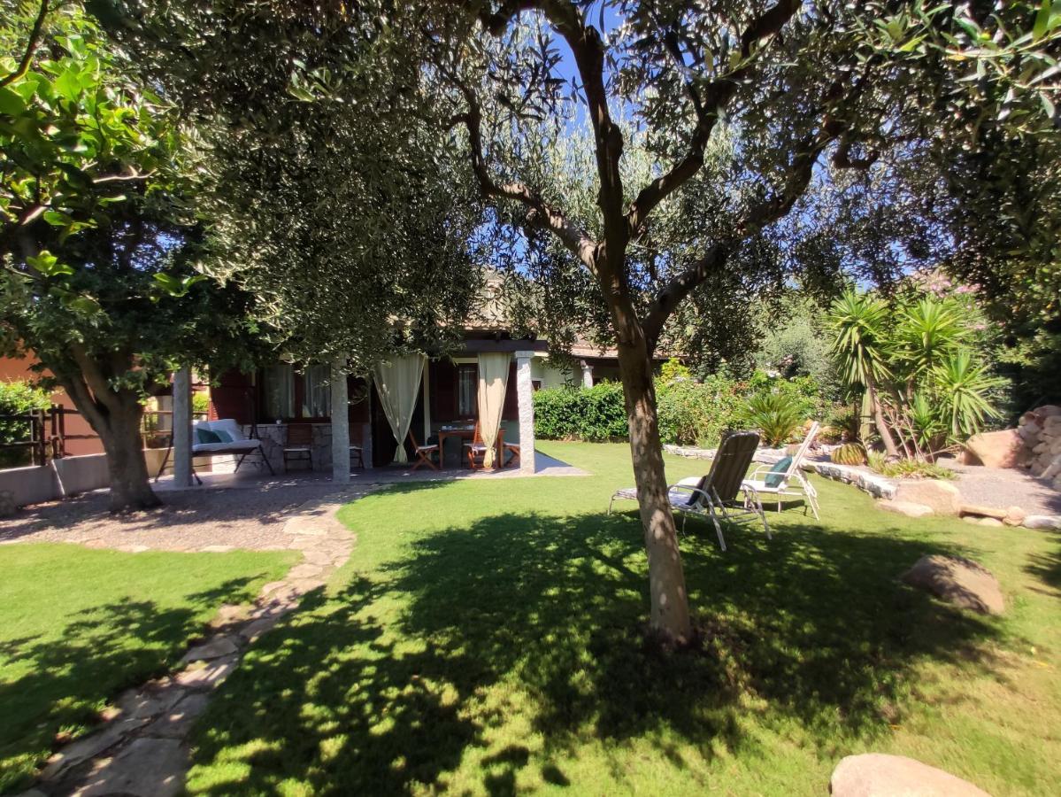 Villa Cruccuris Villasimius Buitenkant foto